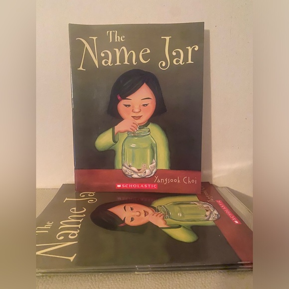 4 copies of the name chair paperback picture books - Picture 1 of 1
